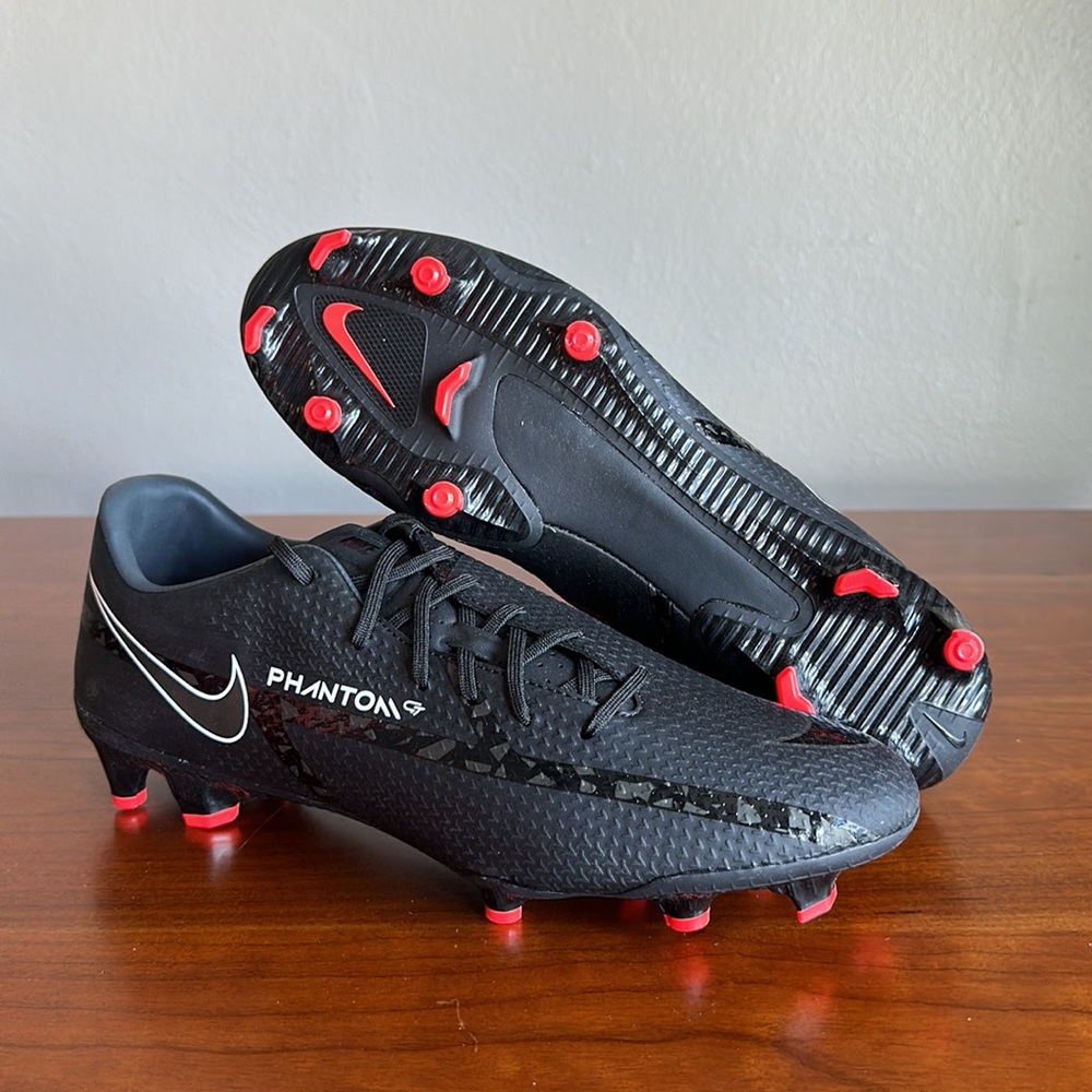 New Men’s Nike Phantom GT2 Academy Cleats FG MG Black/Red DA4433-001 - Picture 2 of 6
